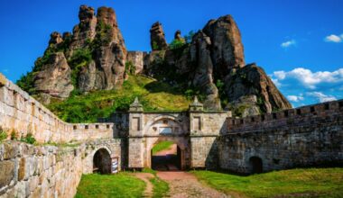 12 de los más bellos castillos de Bulgaria para visitar